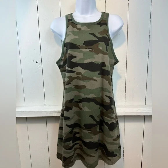 NWT Steve Madden BB Dakota Dress Women’s Medium All Terrain Camo Sleeveless - Picture 4 of 13